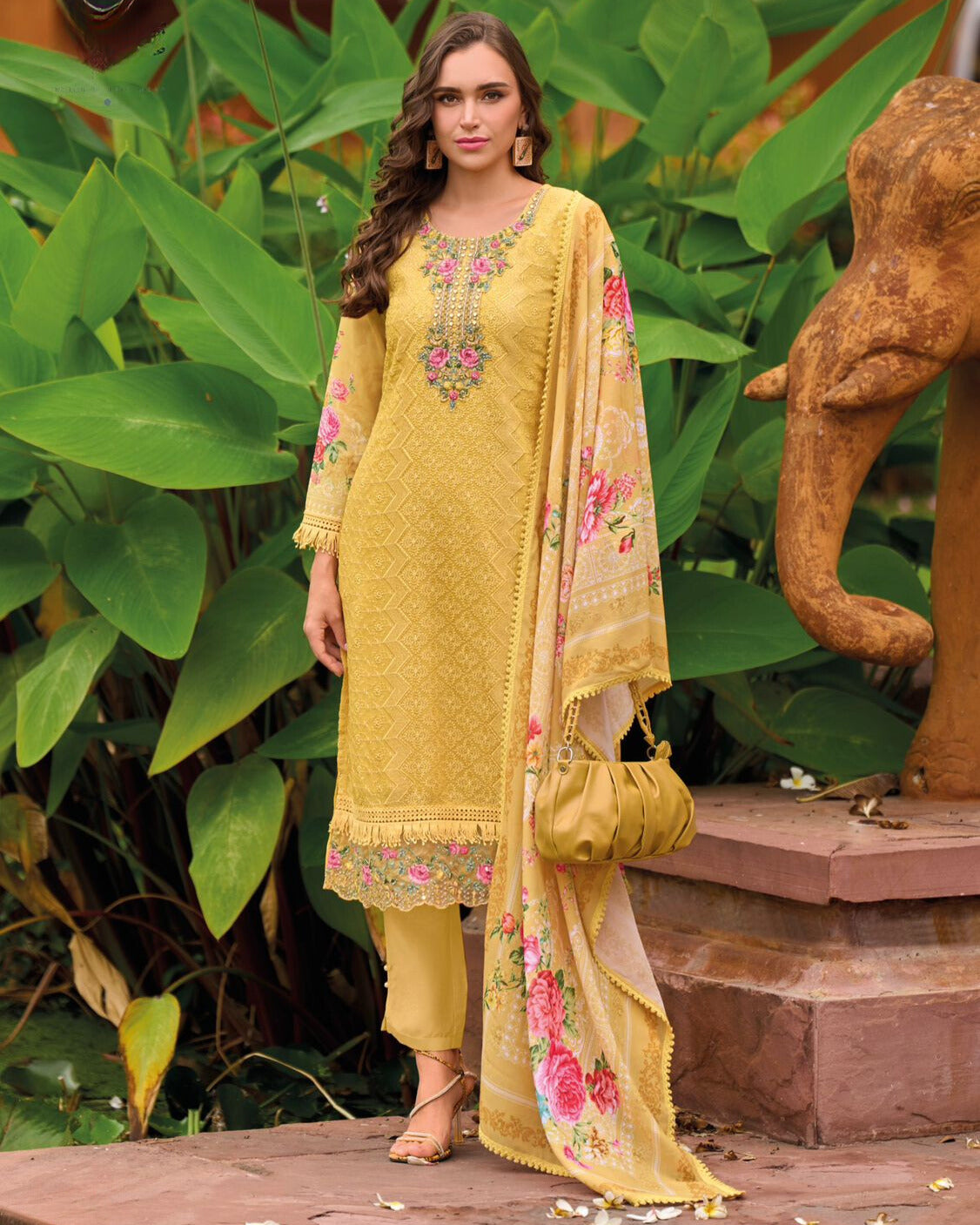 Iqra Suit Set